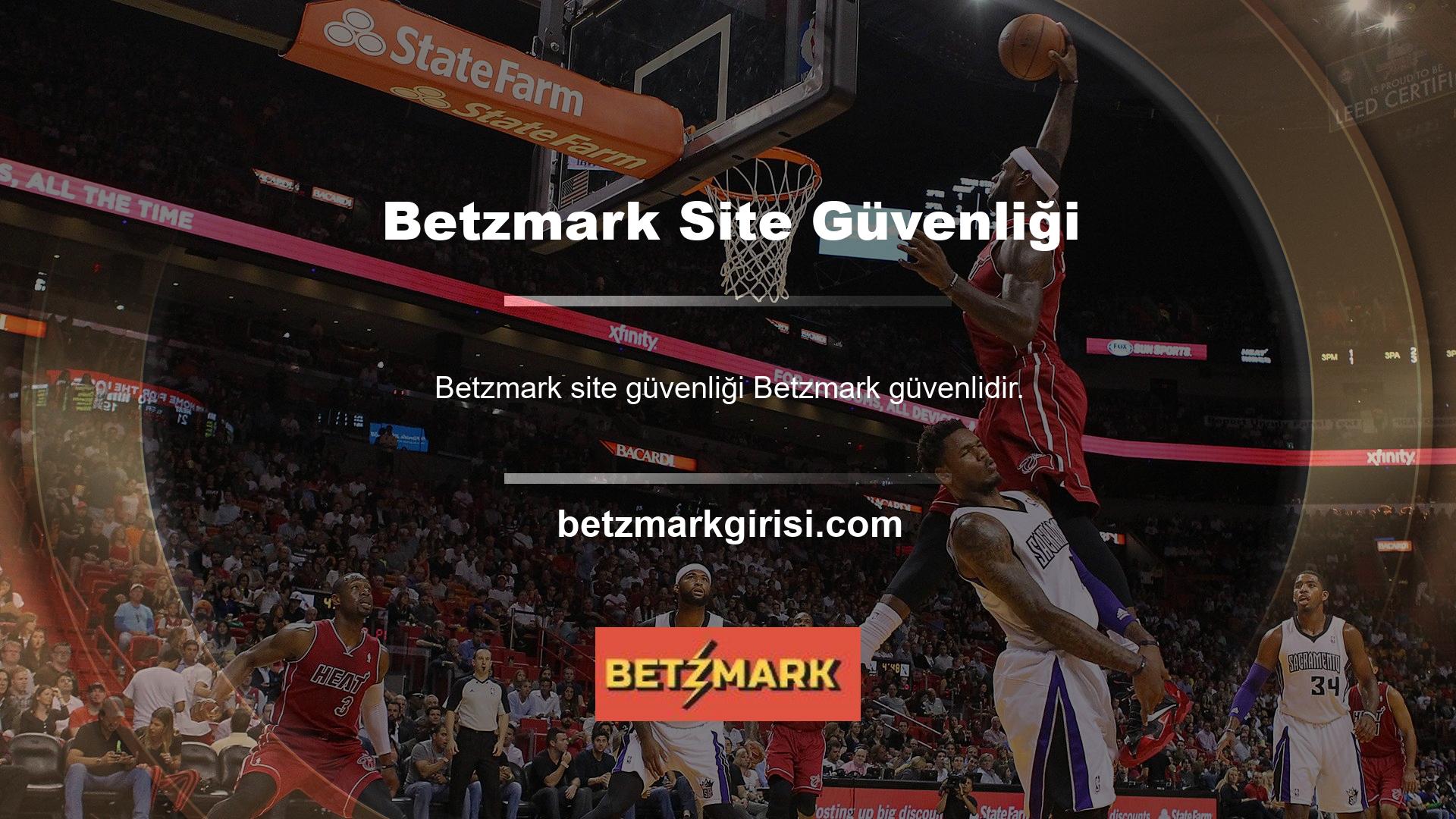 Bu sektördeki oyuncular arasındaki bir diğer önemli faktör web sitesi ile ilişkili kullanıcı deneyimidir